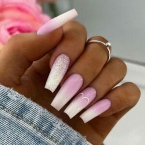 24 stuks licht kleurige kunstnagels - nepnagels - plaknagels