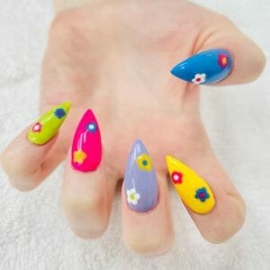 Gelnagels in zomerkleuren: 5 nieuwe tips 241185370 874149959873884 6926359561894430692 n