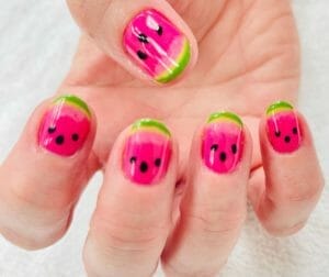Gelnagels in zomerkleuren: 5 nieuwe tips 241793535 159678349650632 8529810166410291595 n