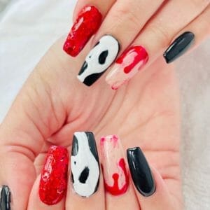 5 super ideeën voor halloween gelnagels 246284622 638547694190636 5981164621550378375 n