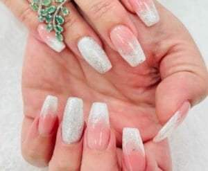 7 super ideeën voor mooie witte gelnagels 247440844 565706344539834 2571545020507556866 n 1