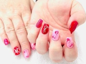 3 tips voor super mooie valentijn gelnagels! 273732547 1010584906535518 174491004263521885 n