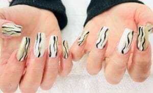 8 inspiratie ideeën voor super mooie gelnagels! 316639462 5373507469425809 7321239202471840358 n