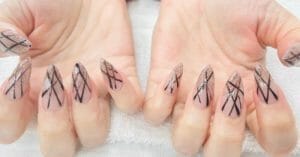 4 super tips voor gelnagels met glitter 325561495 213317024404200 1713624811277360561 n