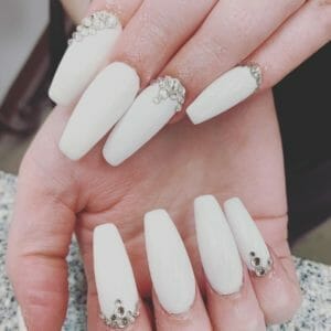 Witte gelnagels