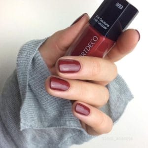 Artdeco - Art Couture Nail Lacquer - 689 Terra Red