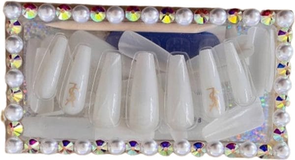 De 2 lalas - kunstnagels - nep nagels - plak nagels - diamandjes - steentjes - press on nails - 24 stuks - secondenlijm + nagelpatches - vijl - bokkepootje - alcoholdoekje