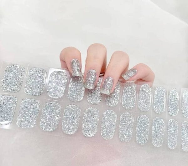 Gel nail wraps - festival nails wraps- gel nagel wraps - gel nail stickers - gel nagel folie - uv lamp - glitter silver