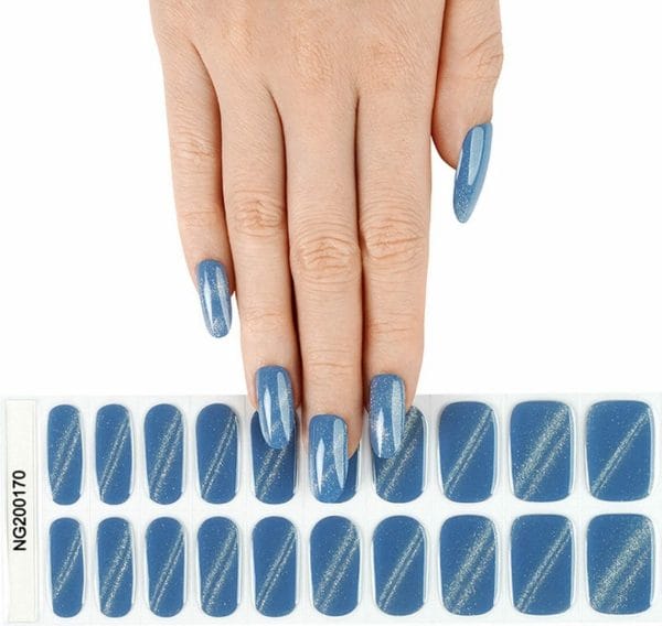 Gel nail wraps - gel nagel wraps - gel nail stickers - gel nagel folie - uv lamp - glitter stripe light blue