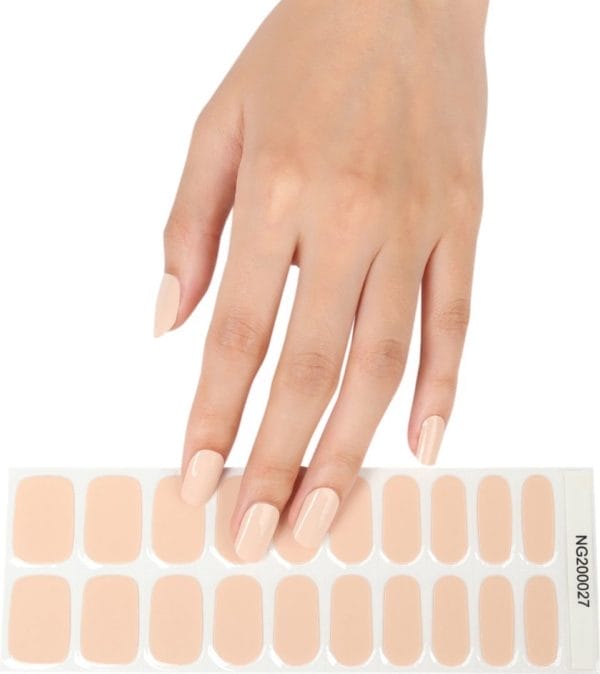 Gel nail wraps - gel nagel wraps - gel nail stickers - gel nagel folie - uv lamp - nude