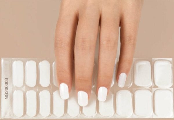 Gel nail wraps - gel nagel wraps - gel nail stickers - gel nagel folie - uv lamp - white