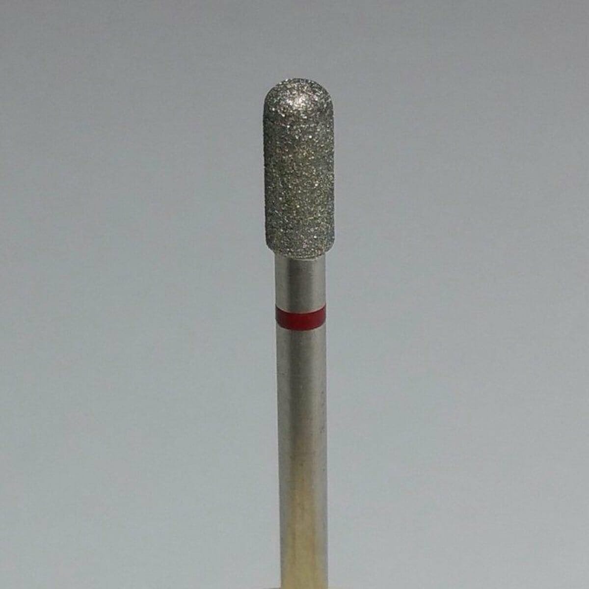 Korneliya nagelfrees - nagelfreesbitjes - frees bitje diamant cilinder afgerond rood 2,1 mm Korneliya nagelfrees - nagelfreesbitjes - frees bitje diamant cilinder afgerond rood 2,1 mm