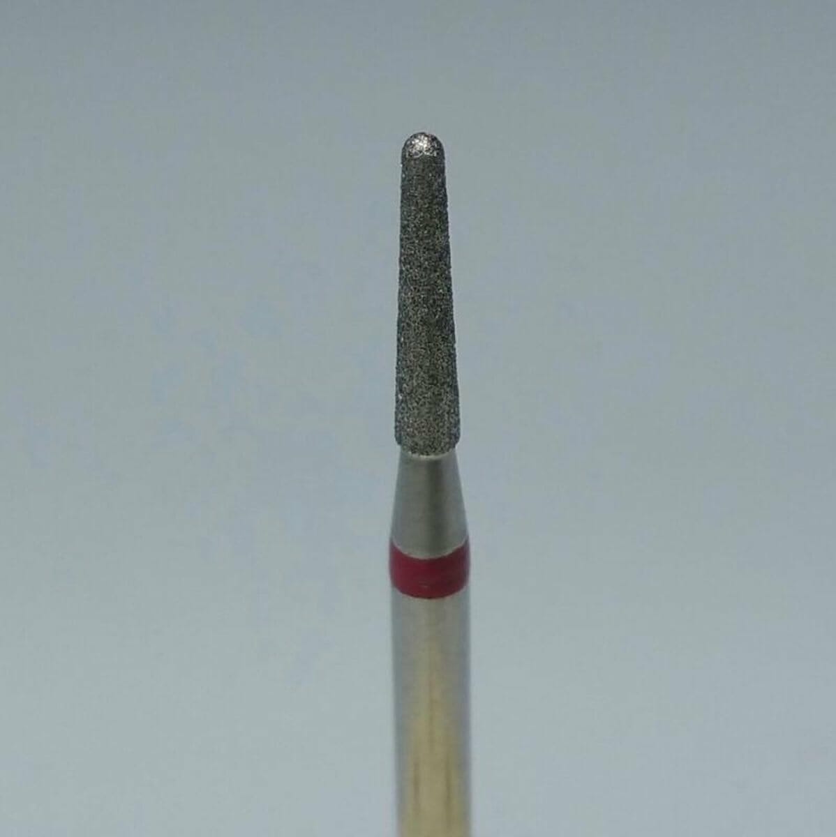 Korneliya nagelfrees - nagelfreesbitjes - frees bitje diamant kegel rood 1,8 mm Korneliya nagelfrees - nagelfreesbitjes - frees bitje diamant kegel rood 1,8 mm