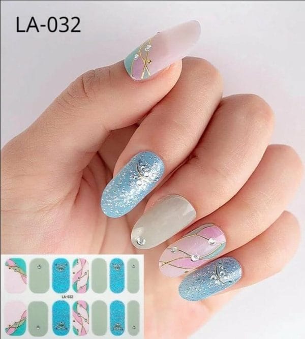 Nagelstickers - happy days - nail art tools