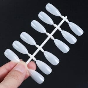 Oefennagels - 120 stuks - Oefen nageltips - Oefen tips - Nail art tips - Practice nails - Oefentips - Nageltips - Tips - Nagelhouder - Nageldisplay - Nagels voor tiphouder - Nagels voor oefen display - Nagel tips - Nail art oefenen - NATUREL