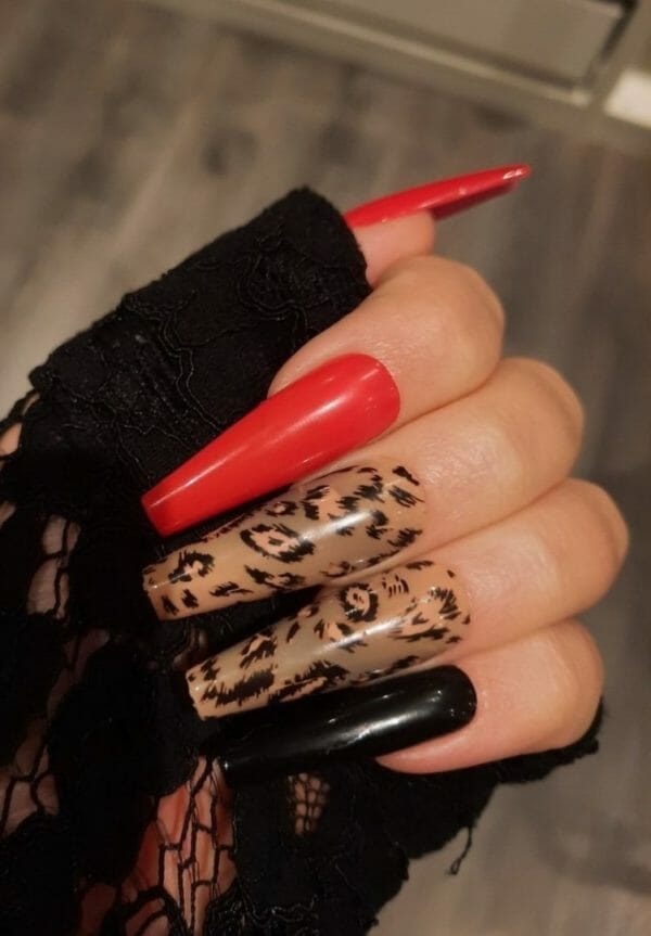 Sd press on nails - b-series - plaknagels - gelnagels - handgemaakt - 20 stuks - b86 - rood zwart leopard - nepnagels - xl nails - valse nagels - extra lange nagels - cosplay - extreme long nails - xl coffin/tapered nails - nail art