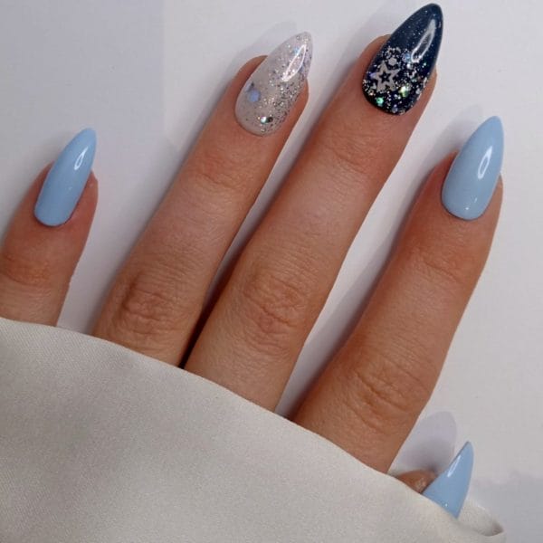 Sd press on nails - b177 - plaknagels met nagellijm - medium stiletto - kunstnagels - blauw - glitter - winter - set 20 kunstnagels handgemaakt van gellak - nageltips - accessoires - medium nagels - nepnagels - gelnagels - valse nagels -