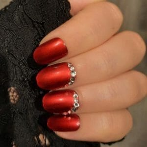 SD Press on Nails - Plaknagels - Gelnagels - 20 stuks - Handgemaakte Nagels Glitter - Rood - No. 130 Mrs. Claus - Nepnagels - Kort Rond - Accessoires feestdagen - Kerstcadeau voor haar - Nagellijm - Builder Gel - Gellak - Nagelstudio - Rhinestones