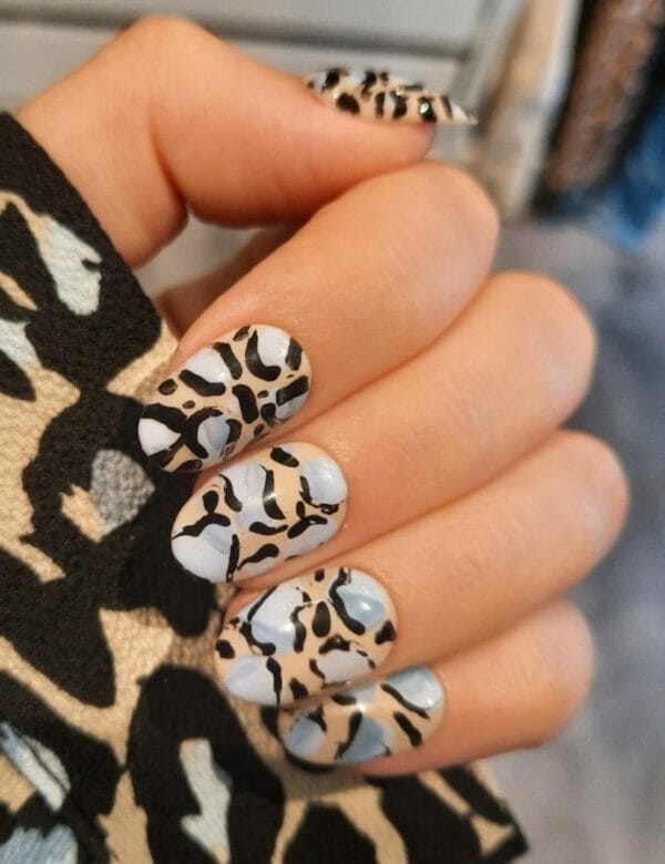 Sd press on nails - plaknagels - gelnagels - 20 stuks - handgemaakte nagels - no. 3 eye of the tiger - leopard - korte ronde nagels - handpainted nails - nail art - print - accessoires - gellak - nagellijm - cosplay