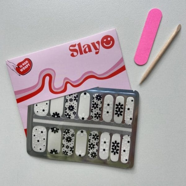 Slayo - nail wraps -- floral fantasy -- nagel wraps - nail stickers - diy - nail art - nagelstickers - geen lamp nodig