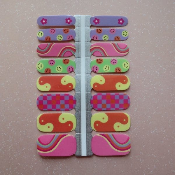 Yellowsnails - nagel wraps - smiley circus - nagel stickers - nagel folie - nail wraps - nail stickers - nail art - nail foil